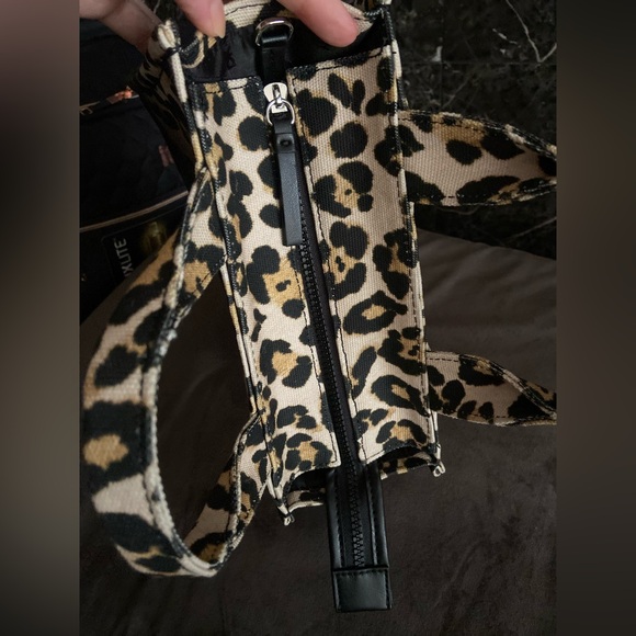 DKNY Black and Tan Leopard Crossbody Bag - Picture 12 of 14